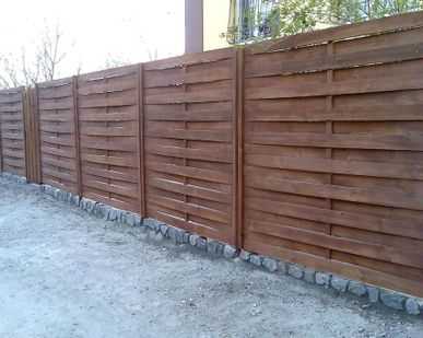 фото Заборы из дерева