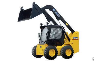 фото Колесный мини-погрузчик XT760