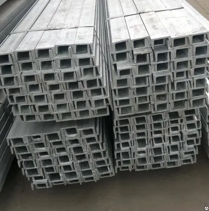 Фото №0 Швеллер 10У 09Г2С 3сп ГОСТ 8240-97 горячекатаный