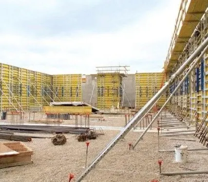 Фото №0 Аренда опалубки для бетонирования стен и фундаментов Doka Framax