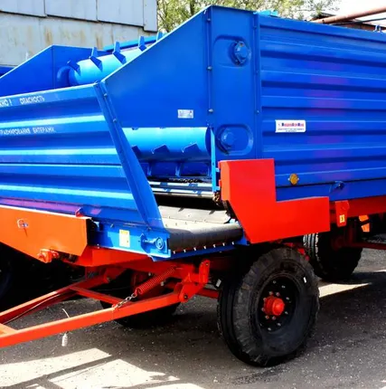 Фото №0 Прицеп раздатчик кормов ПРКТ-10