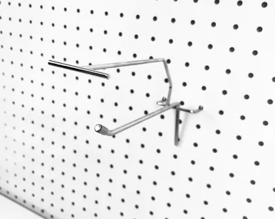 фото Крючок одинарный с ценникодержателем L=150мм d=4,8мм, шаг 50мм, хром