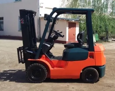 фото Аренда вилочных погрузчиков