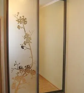 фото Зеркала, доставка, установка