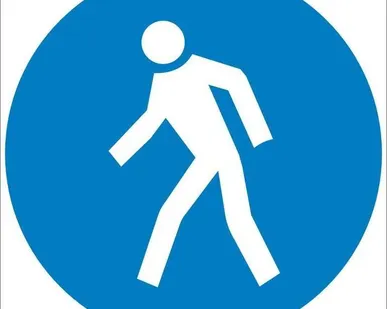 фото Знак М10 «Проход здесь» (металл)