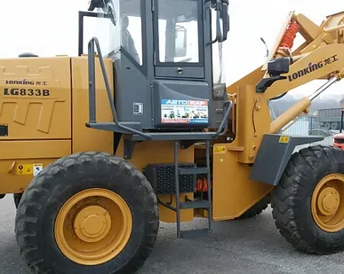 фото Фронтальный погрузчик LONKING LG833B