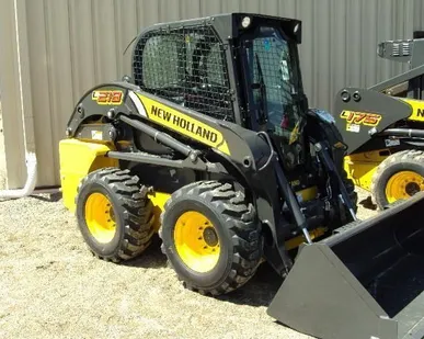 фото Мини-погрузчик New Holland L218