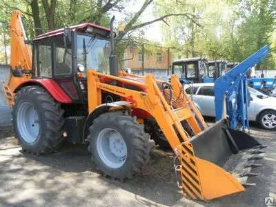 Фото №0 Погрузка мусора