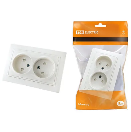 Фото №0 Розетка двойная с защитными шторками 10А белый "Таймыр"