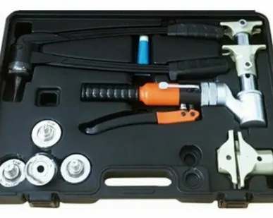 фото Комплект гидравлического инструмента для труб PEX (REHAU) и аксиальных фитингов