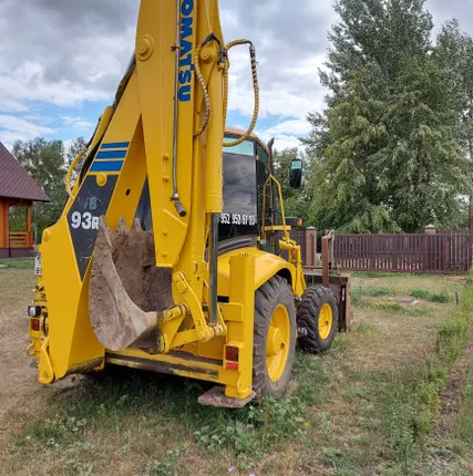 Фото №4 Экскаватор погрузчик KOMATSU