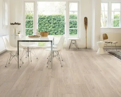 фото Ламинат Classic CLM1658 Лунный дуб 32кл 8мм фаска