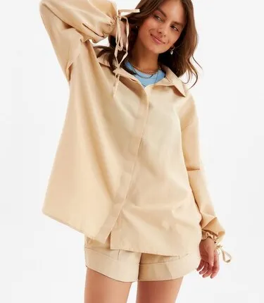Фото №0 Комплект женский (блузка, шорты) MINAKU: Casual Collection, бежевый, размер 46