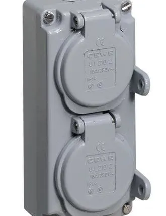 Фото №0 Розетка Schuko, 2P+E Schneider Electric