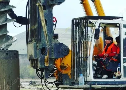 Фото №7 Аренда бурового станка для устройства свай Sany SR200C, Грозный