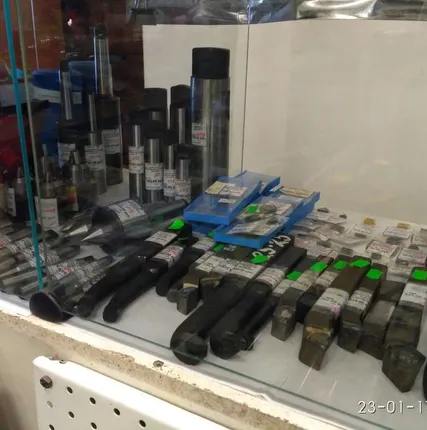 Фото №0 Резец резьбовой внутренний 25х25 ВК8 2662-0008