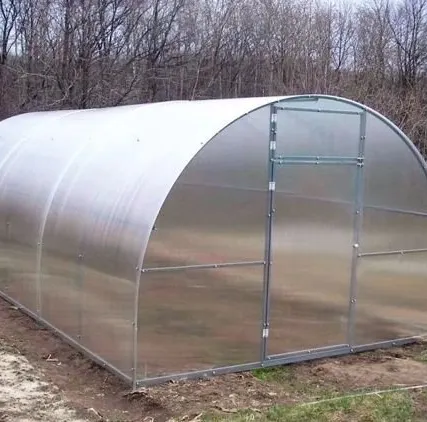 Фото №0 Теплица арочного типа из поликарбоната