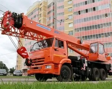 фото Аренда крана 25 т КС-55713-1К-3 стрела 28 м с гуськом 35 м
