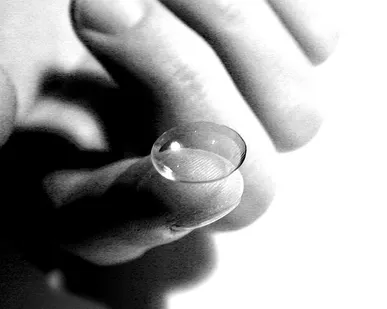 фото Консультация врача-офтальмолога и подбор контактных линз