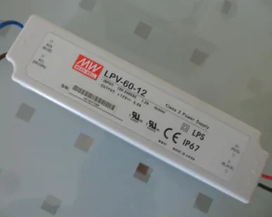 фото Блок питания для LED ленты 35 Вт 220/12 вольт 3 ампера