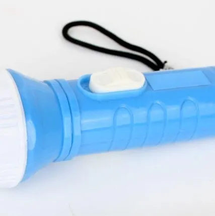Фото №0 Фонарь 828-TH (1LED 1 режим 3хAG10; блист-пакет; голуб.) Ultraflash 12395