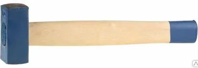 фото Кувалда кованная с деревянной рукояткой 4кг