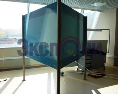 фото Экспонат (инсталляция) Калейдоскоп в полный рост