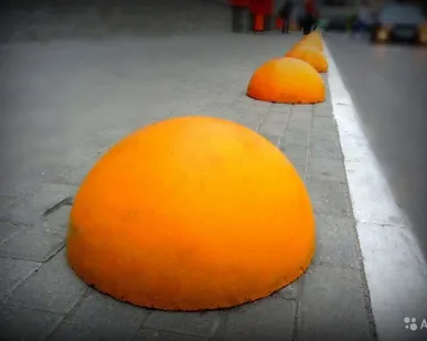 фото Ограничители парковочные-бетонная полусфера малая 400х300