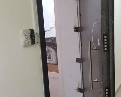 фото Дверь взломо-пулестойкая 2 класс-Бр2