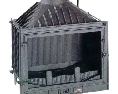 фото Топка INVICTA Промо 700 с заслонкой