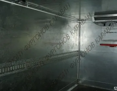 фото С установкой профиля ячеистого для крепления груза