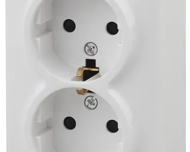 фото Розетка ОП 11-2206-01 2х2P+E Schuko защ. шторки 16АХ-250В Эксперт бел. ЭРА Б0020694