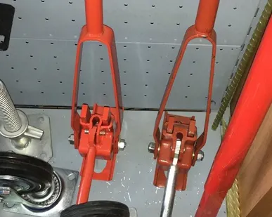 фото Ключ для пружинного зажима усиленный