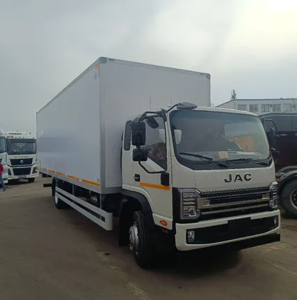 Фото №0 Изотермический фургон 8400 мм на шасси JAC N120