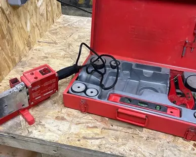 фото Аппарат для сварки полипропиленовых труб Elitech СПТ-1800