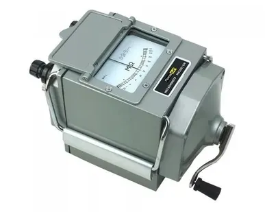 фото Мегаомметр М4100/3М с испытанием