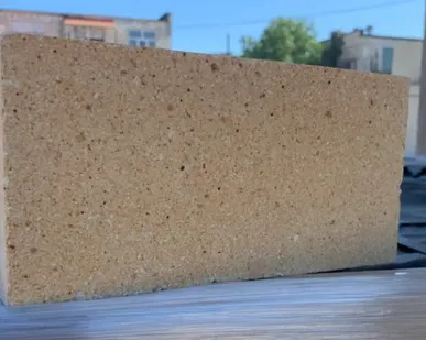 фото Кирпич огнеупорный шамотный