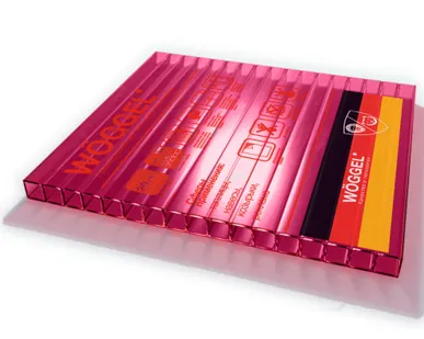 фото Сотовый поликарбонат WOGGEL Красный 8 мм (2,1*12 м)