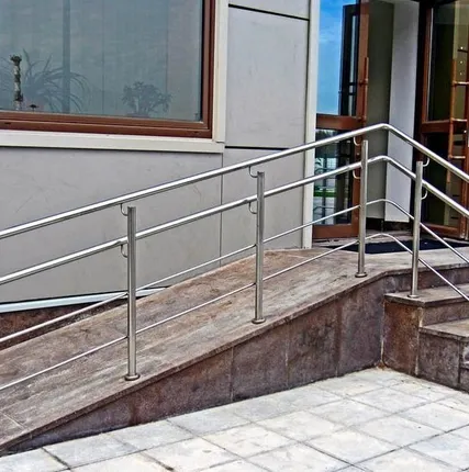 Фото №0 Перила из нержавеющей стали