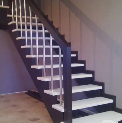 Фото №0 Изготовление лестниц