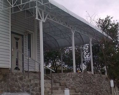 фото Навес из поликарбоната