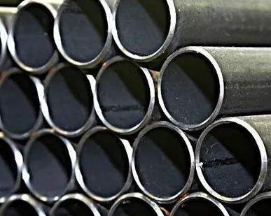 фото Труба бесшовная 114х10 мм Ст10