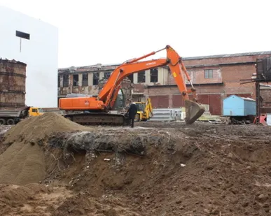 фото Гусеничный экскаватор Hitachi Zaxis 330LC, масса 33 т, ковш 1,6 м3