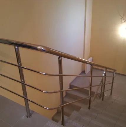 Фото №1 Перила из нержавеющей стали