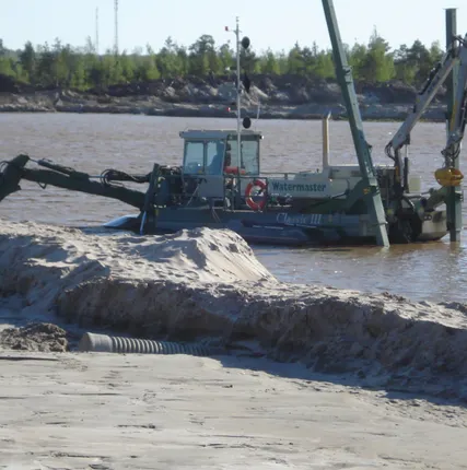Фото №1 Аренда земснарядов. Разработка карьеров. Намыв песка и гравия. Гидротехнические работы.