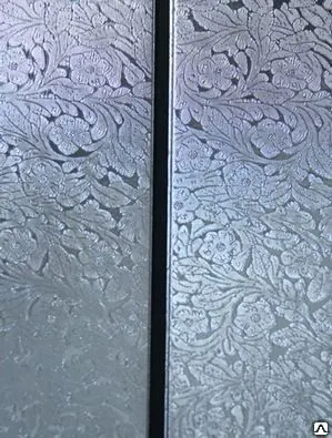 Фото №0 Вагонка ПВХ Хром цветы на черном 0,12х3,0м