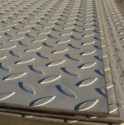 Фото №0 Лист рифленый 8 мм ст3пс/сп чечевица