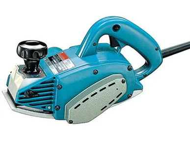 фото Рубанок электрический Makita 1002 BA
