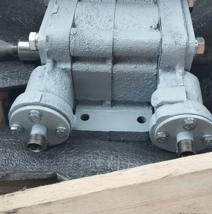 Фото №0 Цилиндр переключения реверса ТГМ 23 Б;В.