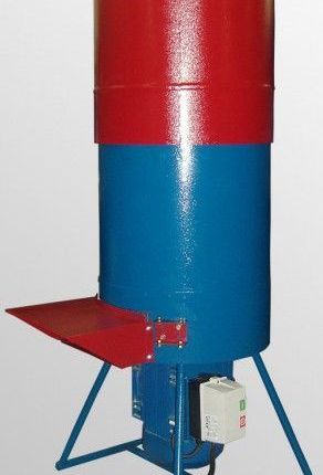 Фото №0 Измельчитель травы для корма КР-02-1,5